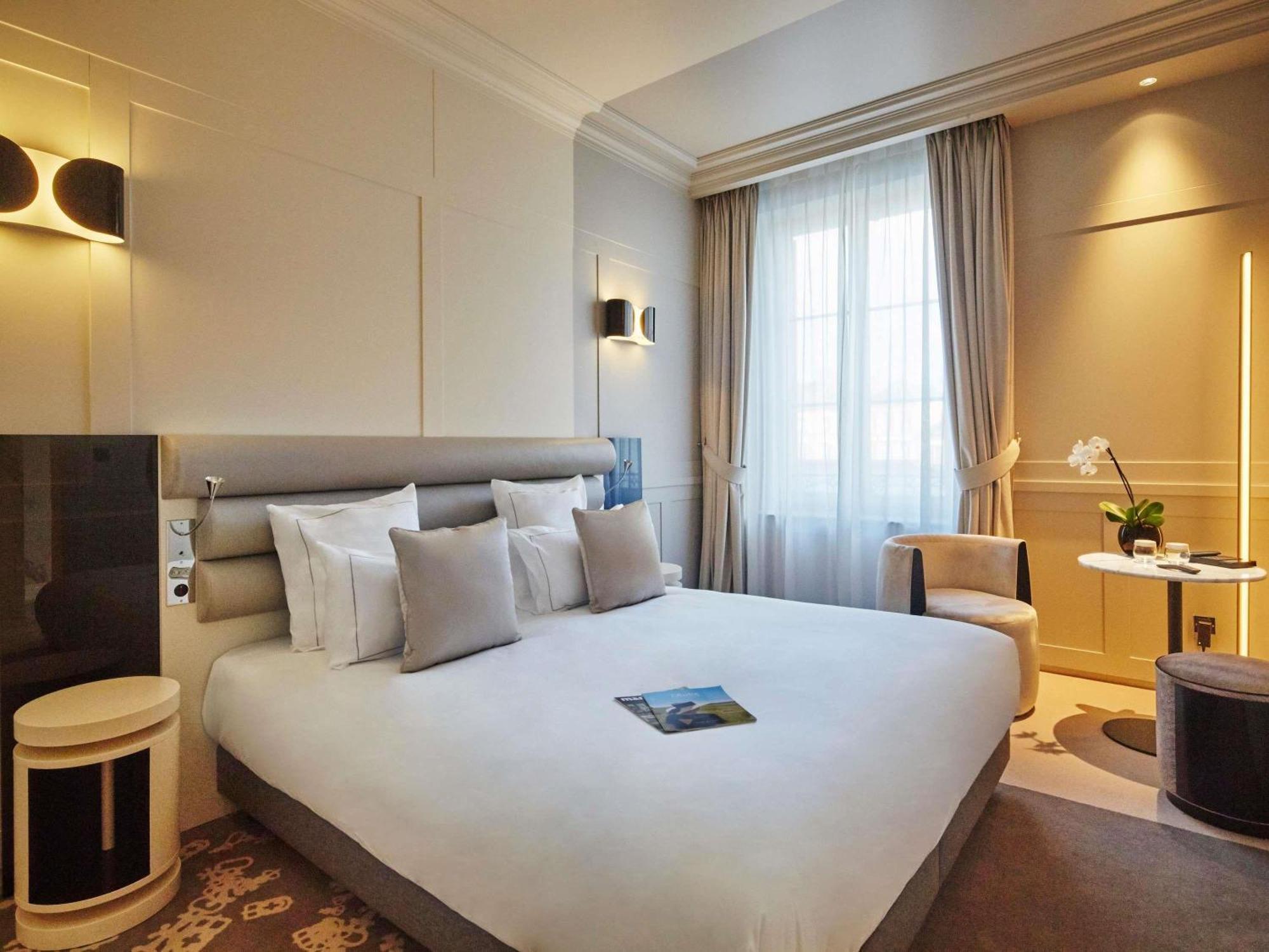 Junior Suite con Letto King-Size e Divano